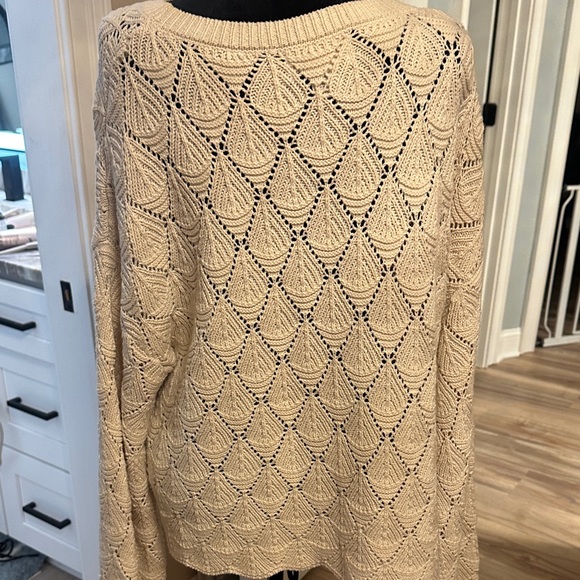 Jessica Simpson Cream Leaf Design Sweater - Picture 6 of 8